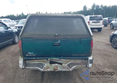 1996 Chevrolet S Truck S10 from USA, damaged, VIN 1GCDT19X0T8158391